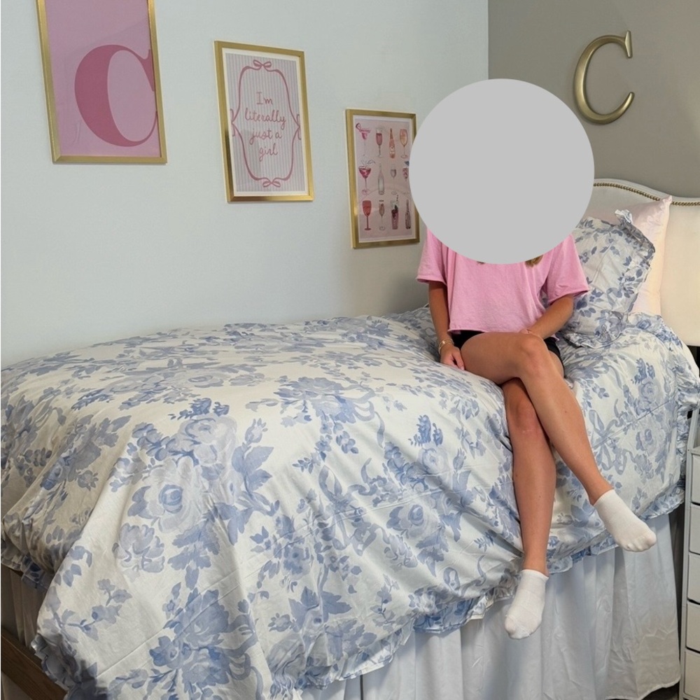 Pottery Barn Teen Blue and White Floral Duvet Cover